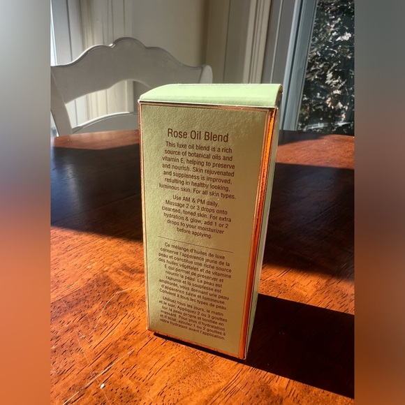 🌹 Pixi Rose Oil Blend 🌹 - Picture 2 of 2